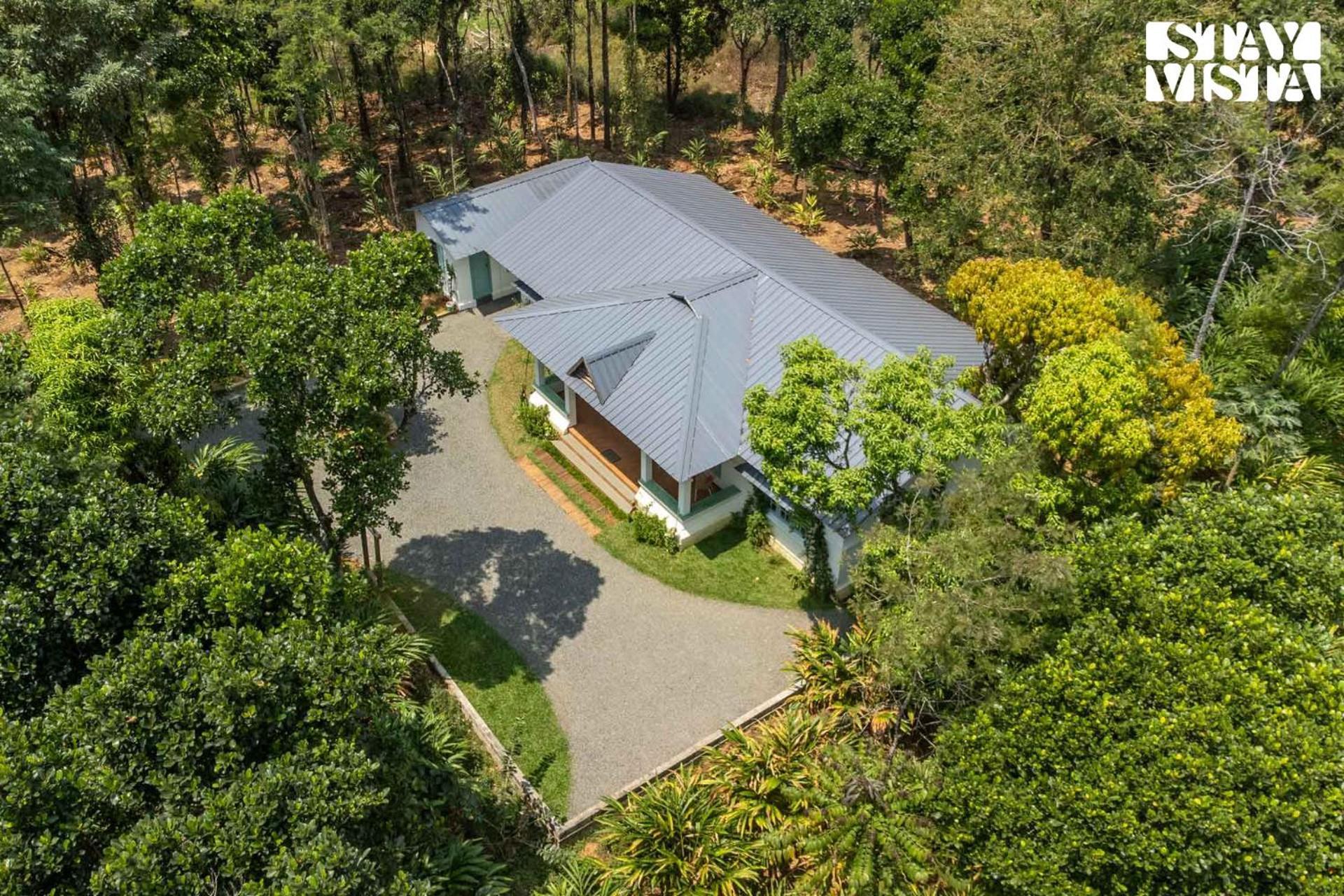 Stayvista At Catherine Cottage With Heater & Board Game Munnar Eksteriør billede